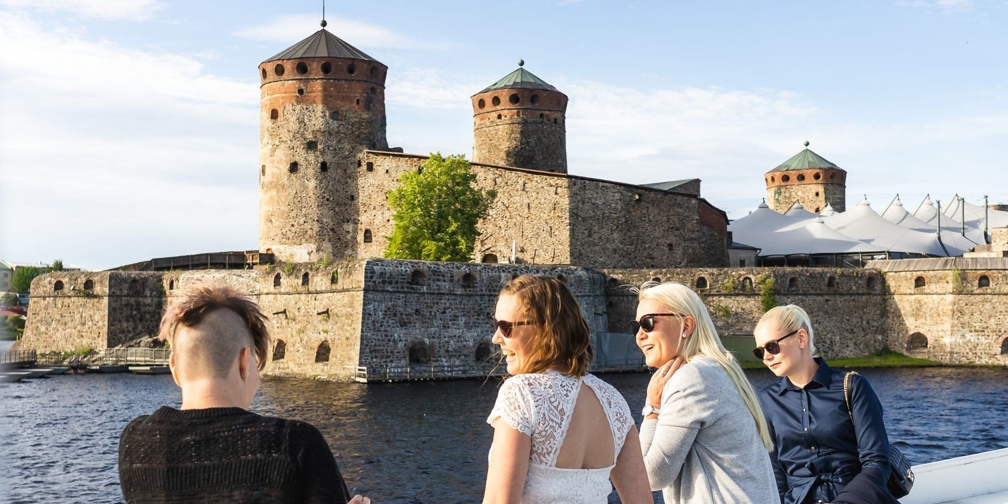 Savonlinnan kesän teemaristeilyt - varaa paikkasi nyt!